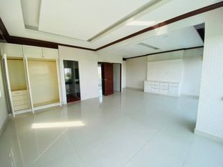 For sale 2 ベッドルーム condo in Mueang Rayong, Rayong