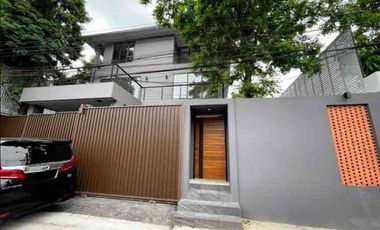 Villa en venta de 5 habitaciones en Watthana, Bangkok
