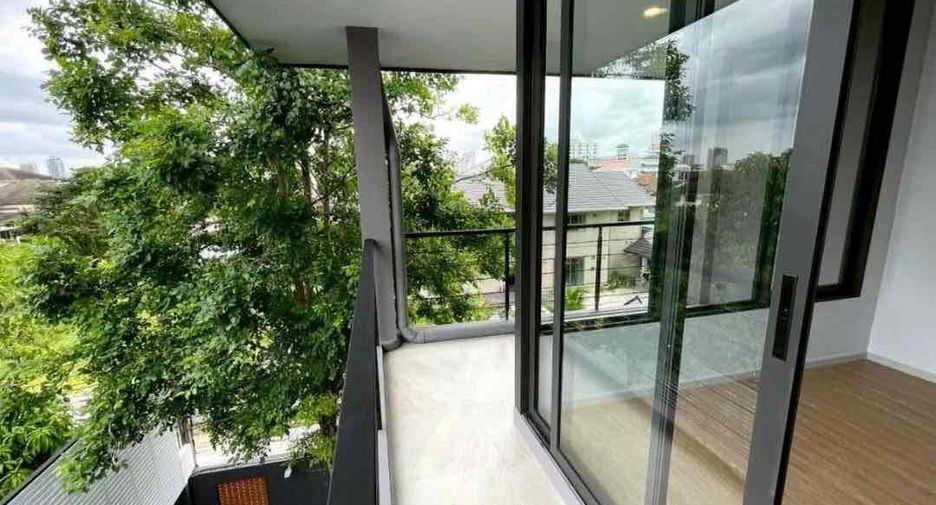 Villa en venta de 5 habitaciones en Watthana, Bangkok