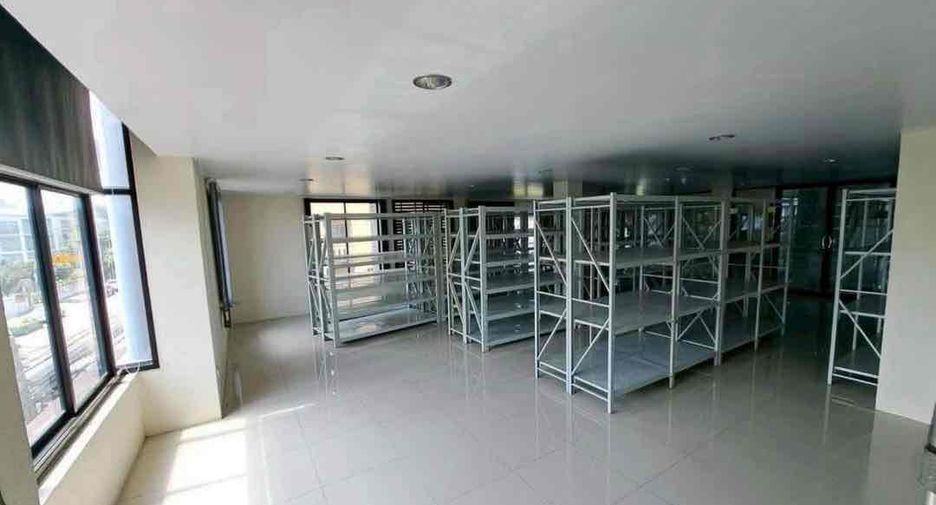 Oficina en venta de 6 habitaciones en Bang Kapi, Bangkok