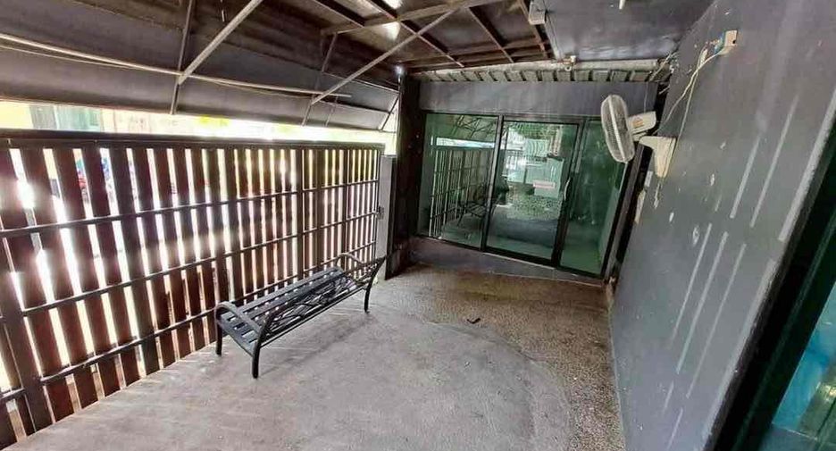 Oficina en venta de 6 habitaciones en Bang Kapi, Bangkok