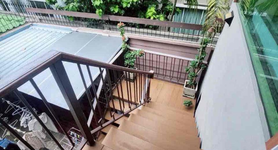 Haus zum Kauf mit 4 Zimmer in Don Mueang, Bangkok