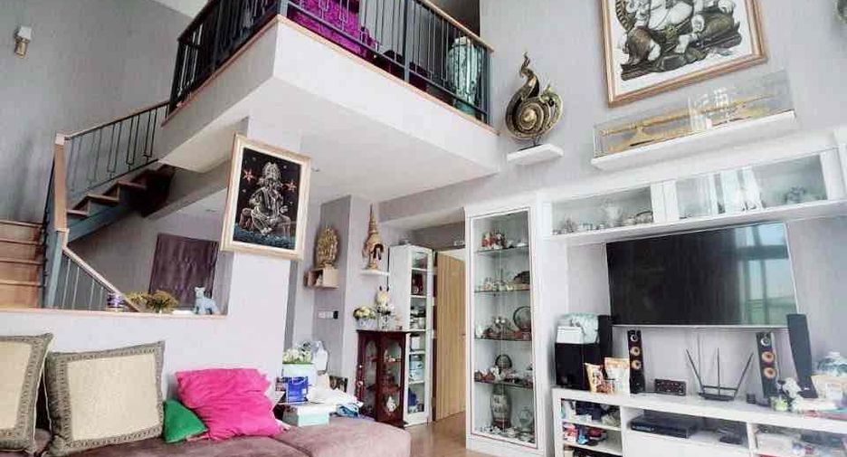 Haus zum Kauf mit 4 Zimmer in Don Mueang, Bangkok