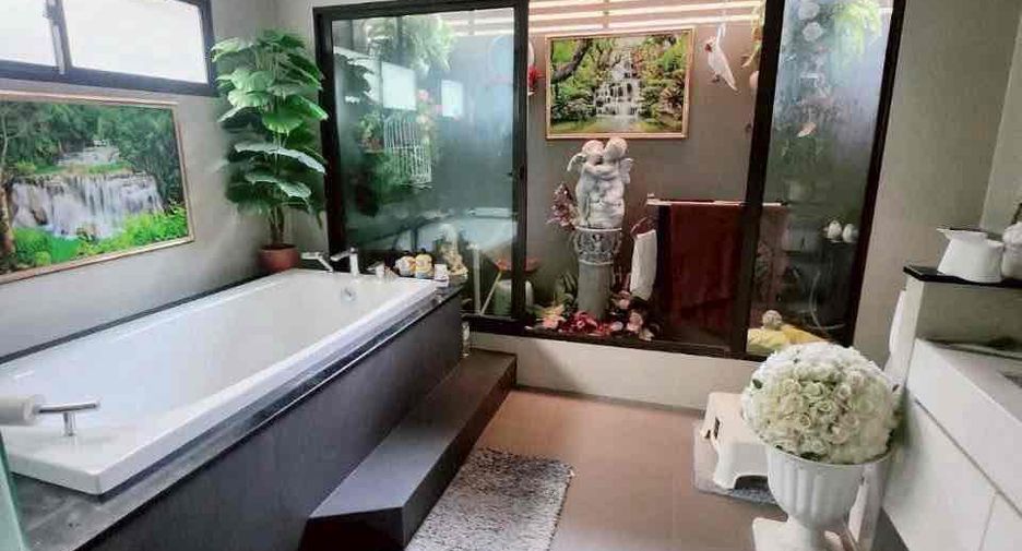 Haus zum Kauf mit 4 Zimmer in Don Mueang, Bangkok
