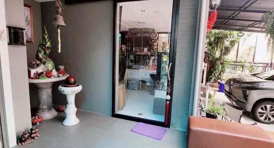 Haus zum Kauf mit 4 Zimmer in Don Mueang, Bangkok