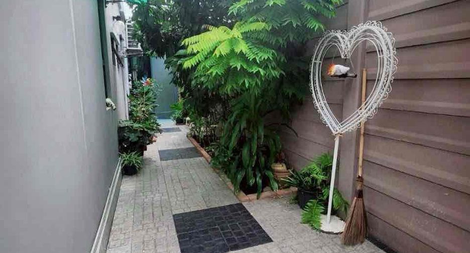 Haus zum Kauf mit 4 Zimmer in Don Mueang, Bangkok