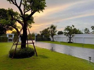 For sale 5 bedrooms villa in Bang Lamung, Chonburi