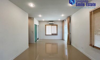 For sale 3 bedrooms house in Bang Bo, Samut Prakan