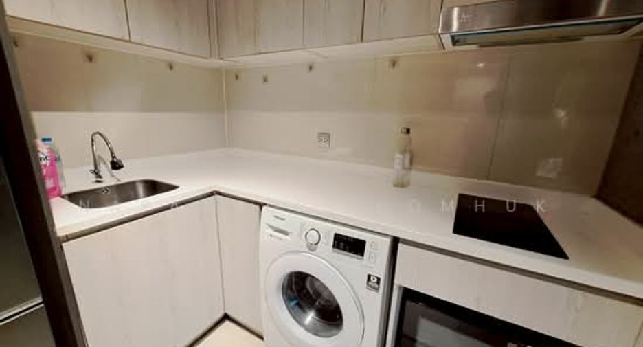 Wohnung zur Miete mit 2 Zimmer in Pathum Wan, Bangkok