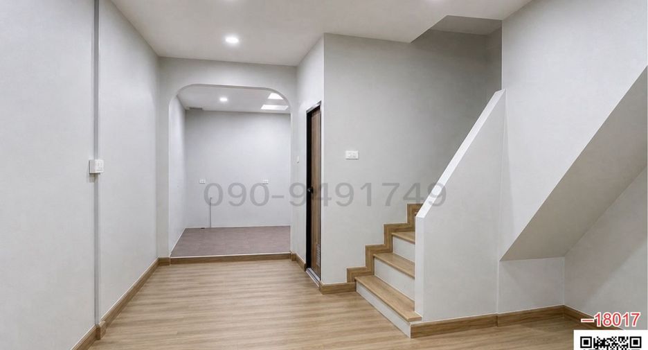 Reihenhaus zum Kauf mit 2 Zimmer in Khan Na Yao, Bangkok