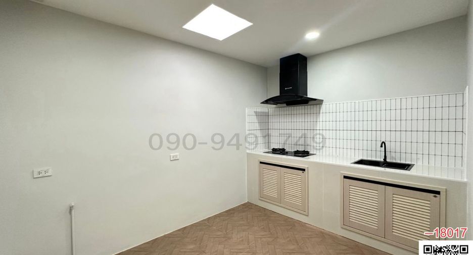 Reihenhaus zum Kauf mit 2 Zimmer in Khan Na Yao, Bangkok