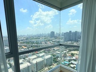 出租 2 卧室 公寓 在 Phra Khanong, 曼谷
