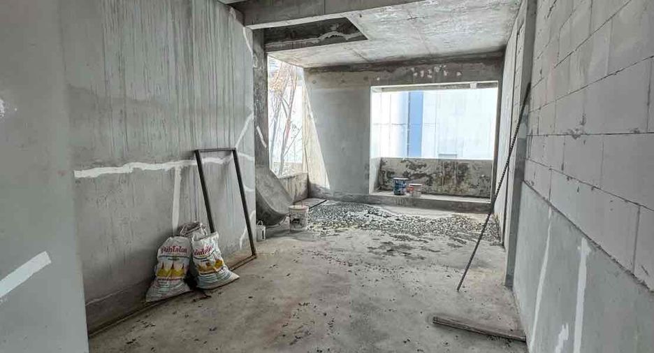 For sale そして for rent 4 ベッドルーム retail Space in Khlong Toei, Bangkok