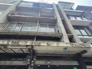 For sale そして for rent 4 ベッドルーム retail Space in Khlong Toei, Bangkok
