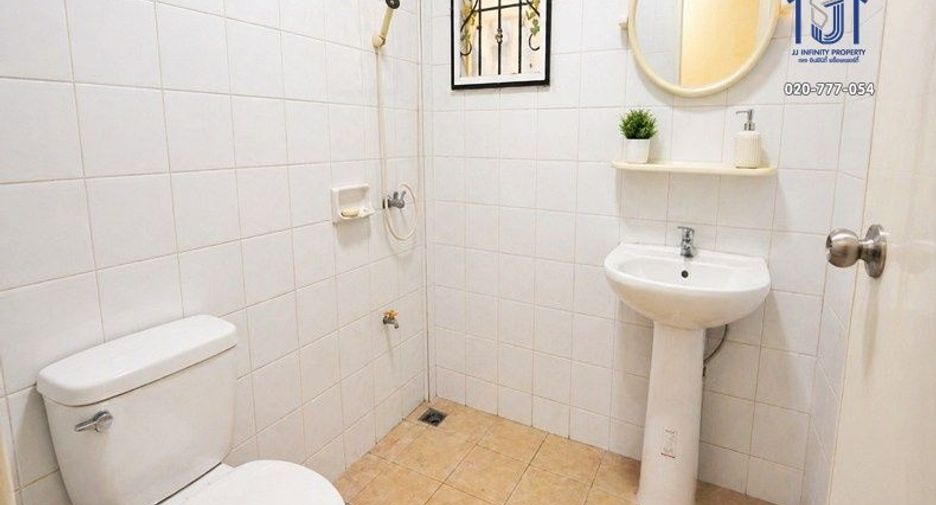 Продажа 2 спальни таунхаус в Thanyaburi, Патумтани