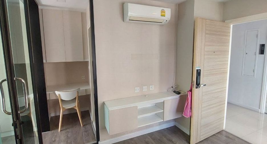 À vendre 1 chambre condo à Bang Na, Bangkok