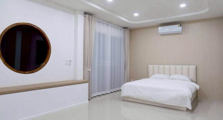 Villa en alquiler y en venta de 4 habitaciones en Saraphi, Chiang Mai