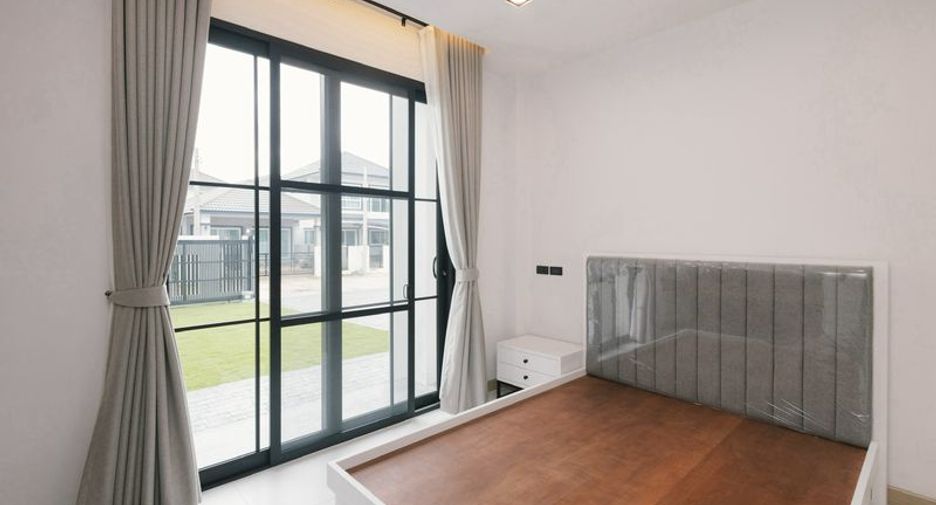 For sale 4 bedrooms villa in San Sai, Chiang Mai