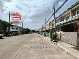 For rent 2 bedrooms townhouse in Thanyaburi, Pathum Thani