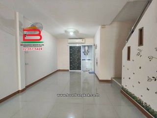 For rent 2 bedrooms townhouse in Thanyaburi, Pathum Thani
