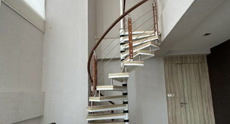 For sale 1 bed condo in Mueang Rayong, Rayong