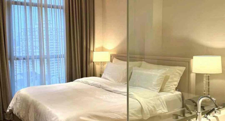For sale 2 bedrooms condo in Khlong Toei, Bangkok
