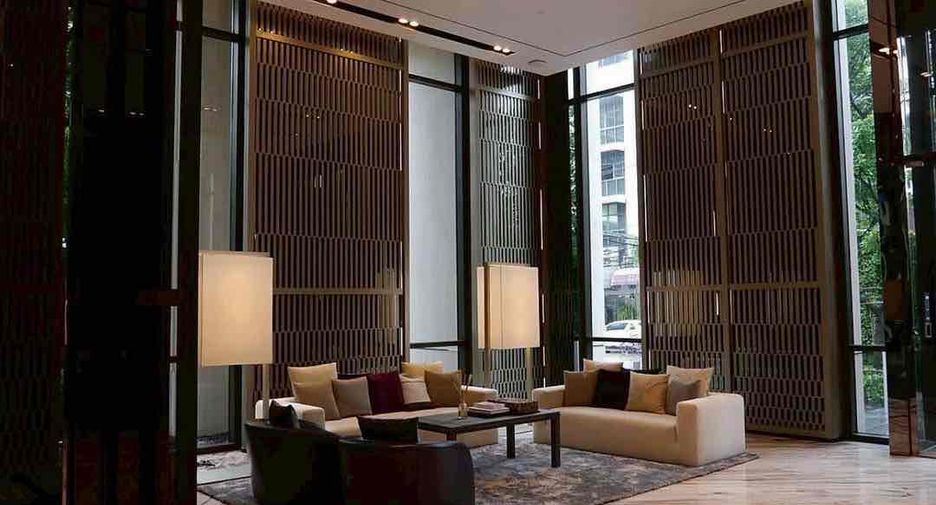 For sale 2 bedrooms condo in Khlong Toei, Bangkok