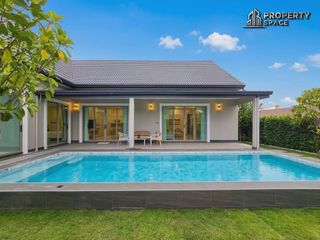 For sale 3 ベッドルーム villa in Bang Lamung, Chonburi