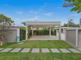 For sale 3 ベッドルーム villa in Bang Lamung, Chonburi