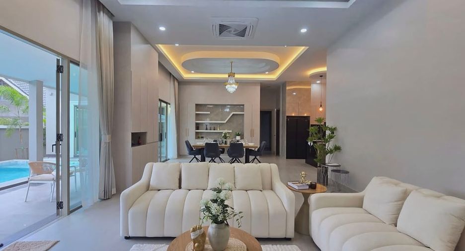 For sale 3 ベッドルーム villa in Bang Lamung, Chonburi