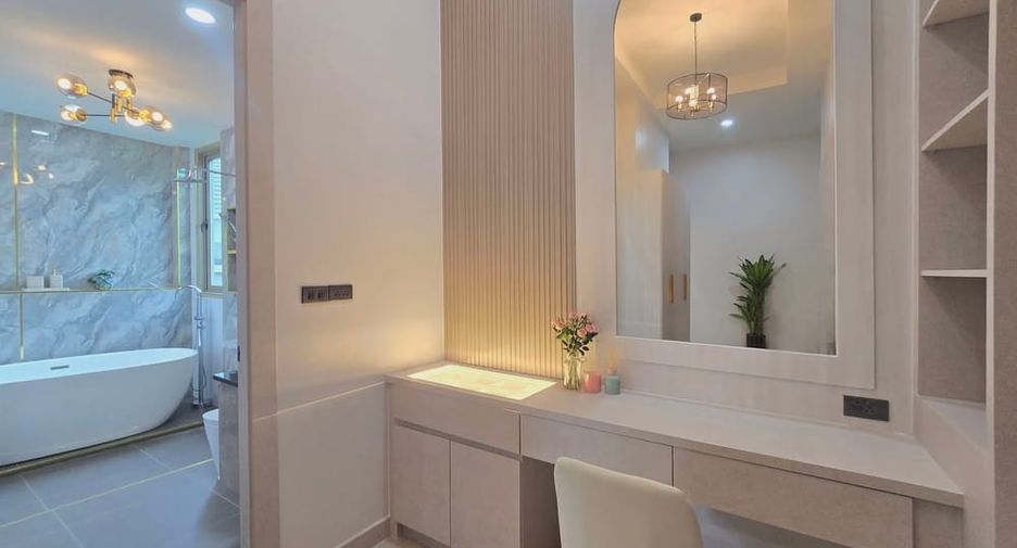 For sale 3 ベッドルーム villa in Bang Lamung, Chonburi