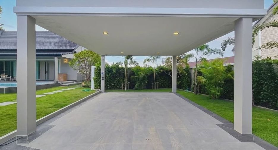 For sale 3 ベッドルーム villa in Bang Lamung, Chonburi