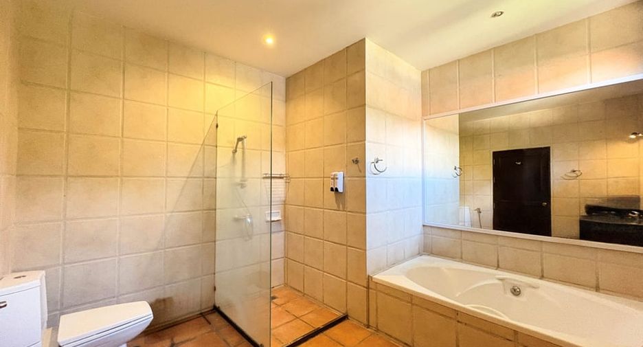 Villa zum Kauf mit 3 Zimmer in Bang Lamung, Chonburi