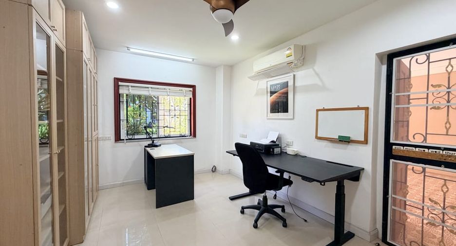 出售 4 卧室 别墅 在 Bang Lamung, Chon Buri