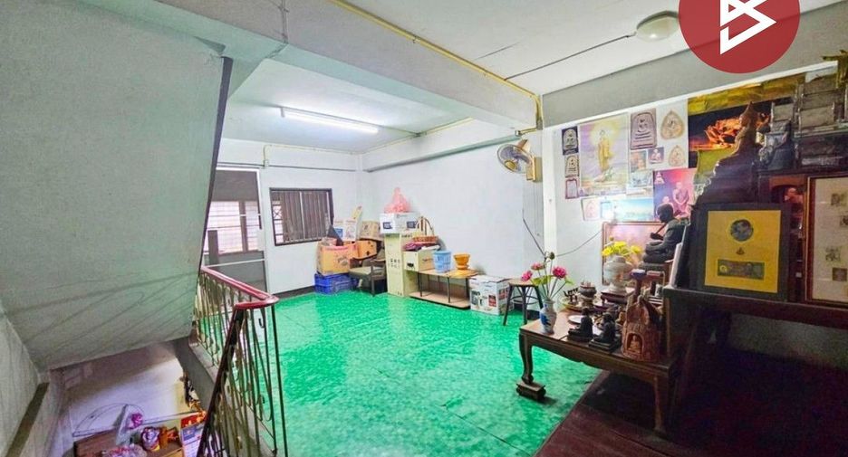 Gewerbefläche zum Kauf mit 3 Zimmer in Bang Kho Laem, Bangkok