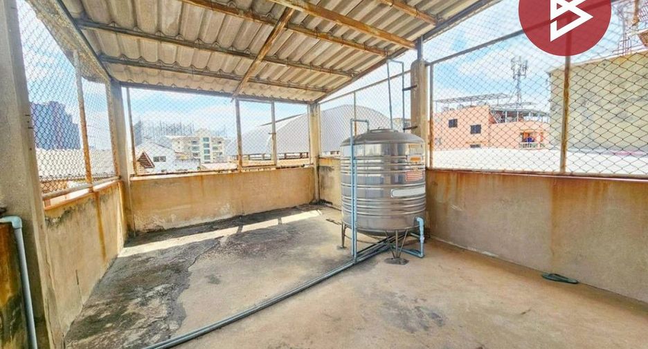 Gewerbefläche zum Kauf mit 3 Zimmer in Bang Kho Laem, Bangkok