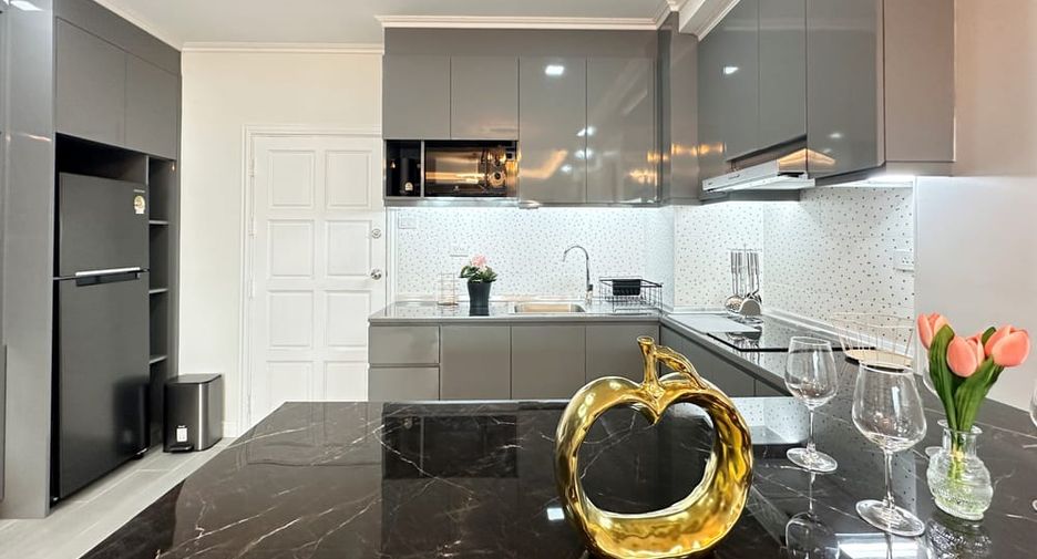 For sale 2 bedrooms condo in Bang Lamung, Chonburi