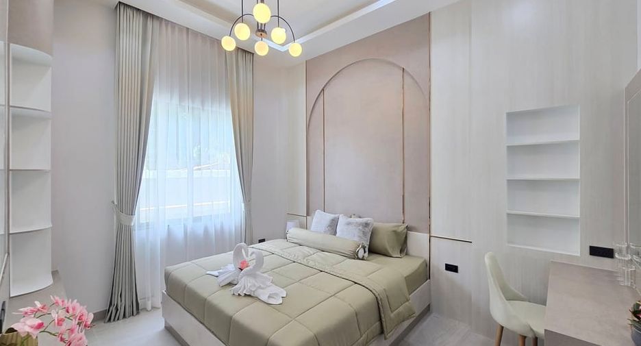 For sale 4 ベッドルーム villa in Bang Lamung, Chonburi