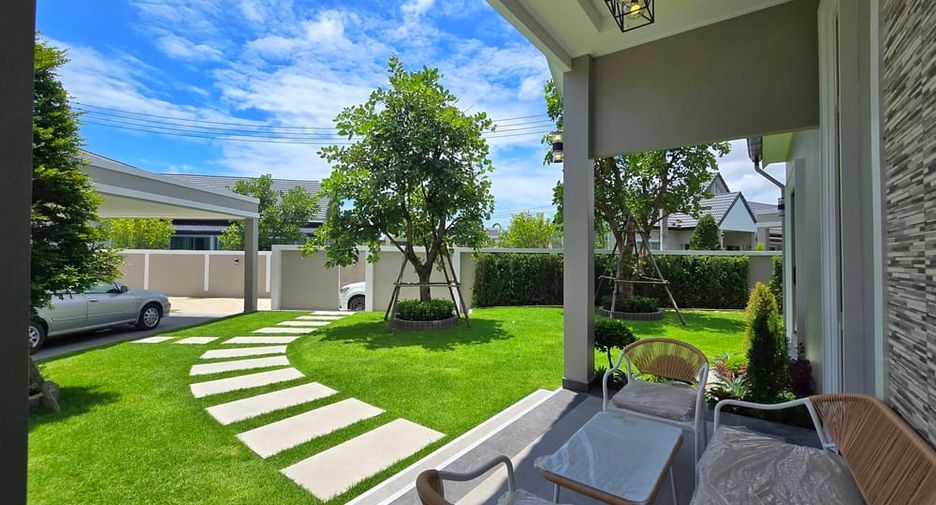 For sale 4 ベッドルーム villa in Bang Lamung, Chonburi