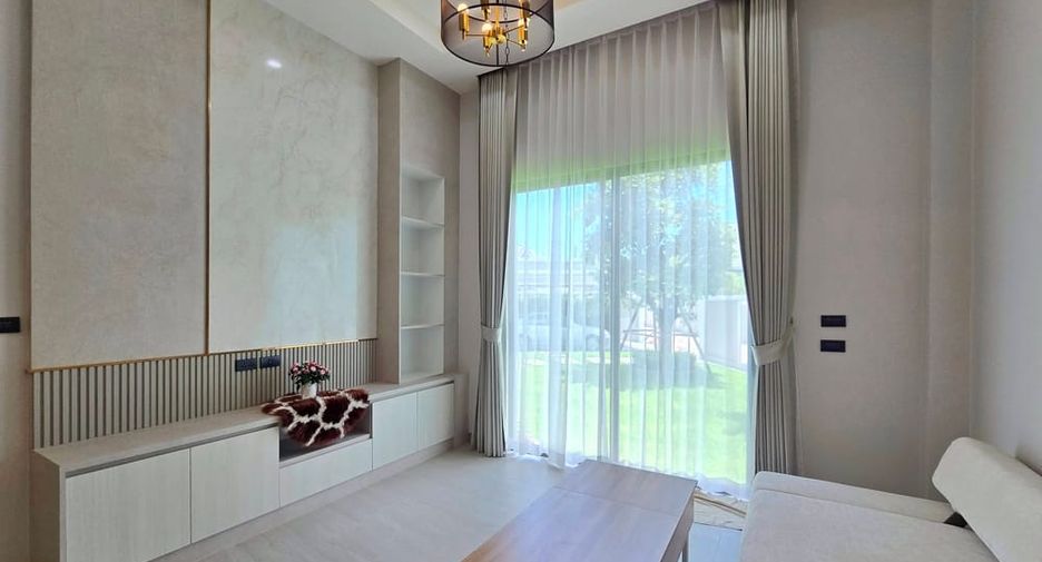 For sale 4 ベッドルーム villa in Bang Lamung, Chonburi