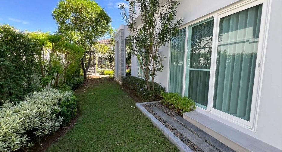 For rent 4 bedrooms house in Mueang Chiang Mai, Chiang Mai