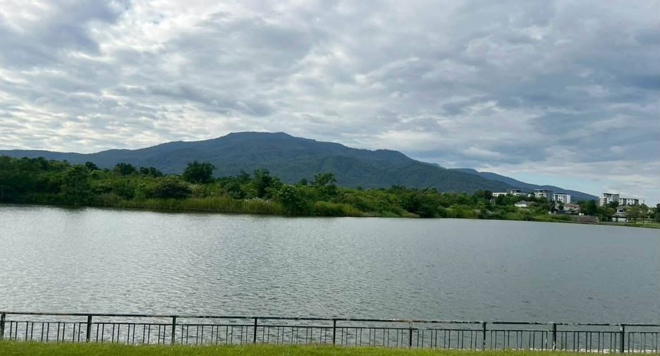 For rent 4 bedrooms house in Mueang Chiang Mai, Chiang Mai