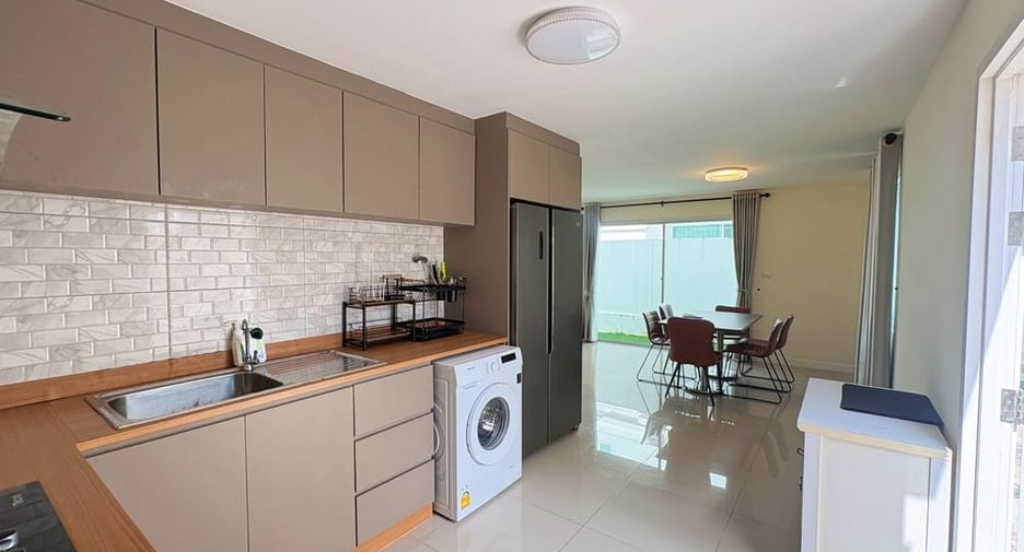 For rent 3 bedrooms house in Bang Lamung, Chonburi