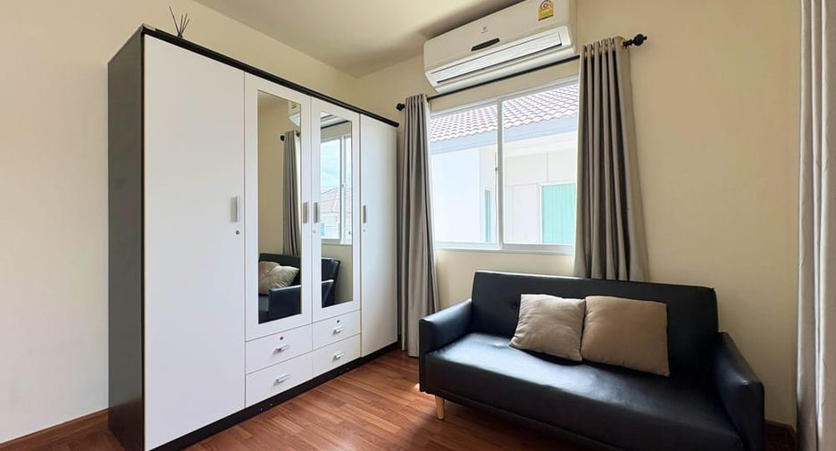 For rent 3 bedrooms house in Bang Lamung, Chonburi