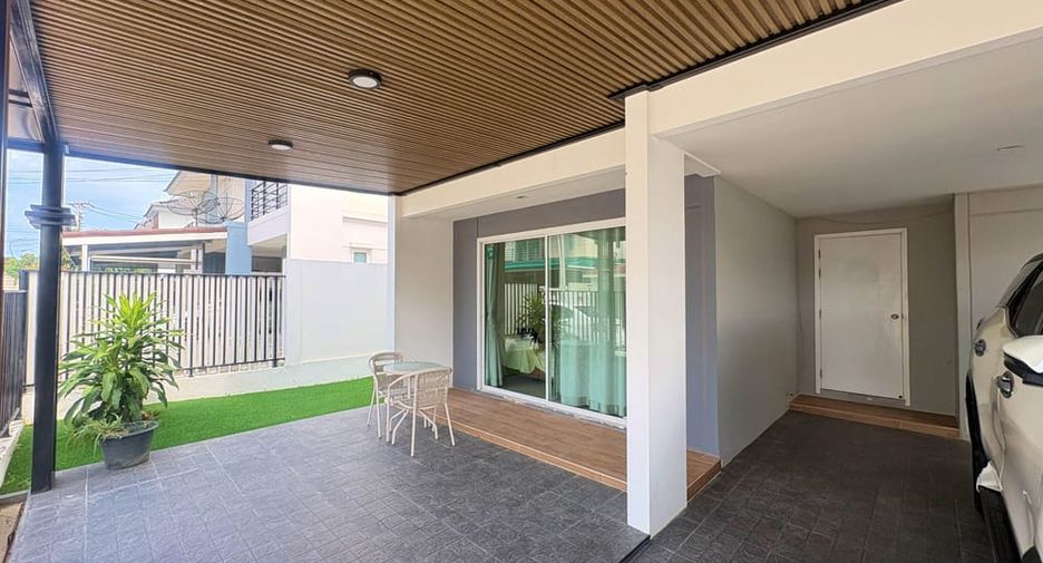 For rent 3 bedrooms house in Bang Lamung, Chonburi