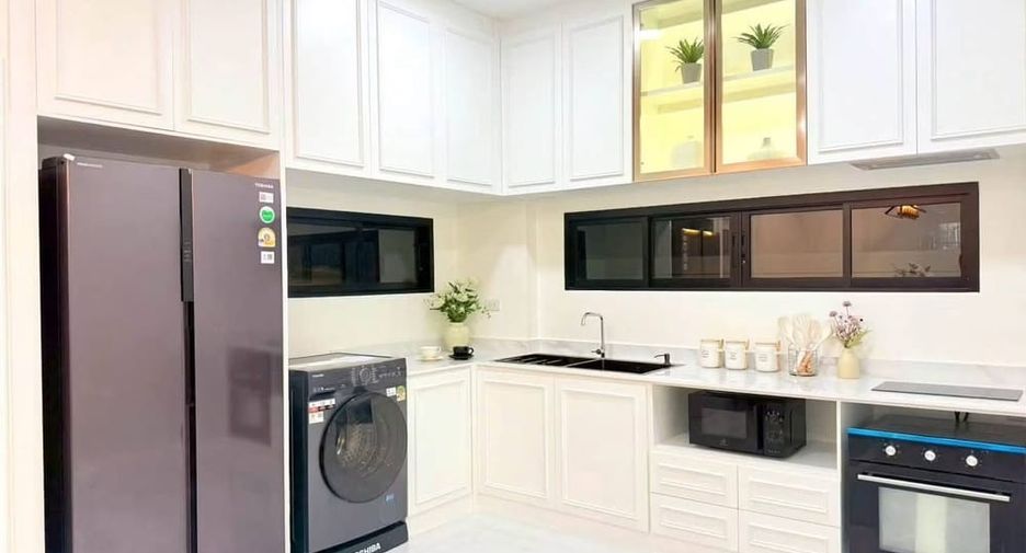 Villa zum Kauf mit 3 Zimmer in Bang Lamung, Chonburi