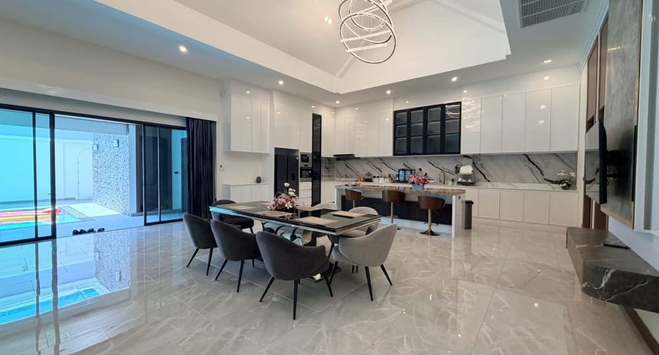 Villa zur Miete mit 4 Zimmer in Bang Lamung, Chonburi