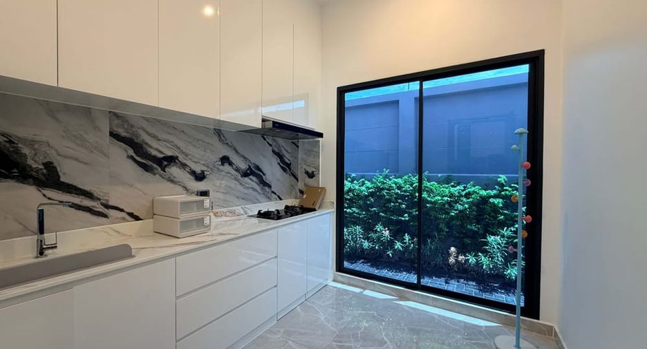 Villa zur Miete mit 4 Zimmer in Bang Lamung, Chonburi