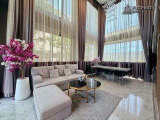 For rent and for sale 4 bedrooms villa in Bang Lamung, Chonburi
