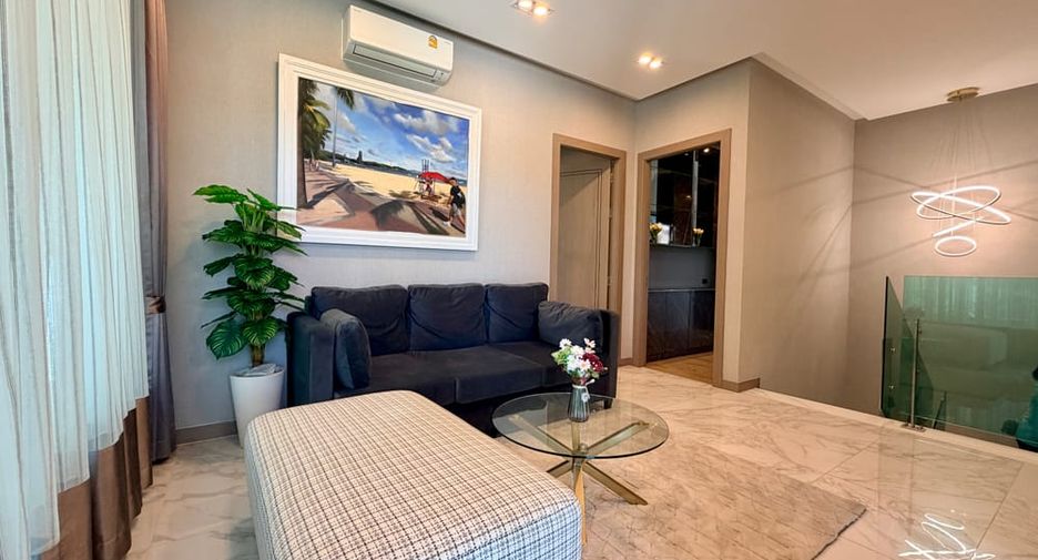 For rent and for sale 4 bedrooms villa in Huay Yai, Pattaya